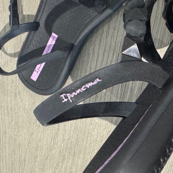 IPANEMA Black Strappy Sandals with Stud Detailing - Size 6 - Picture 6 of 9